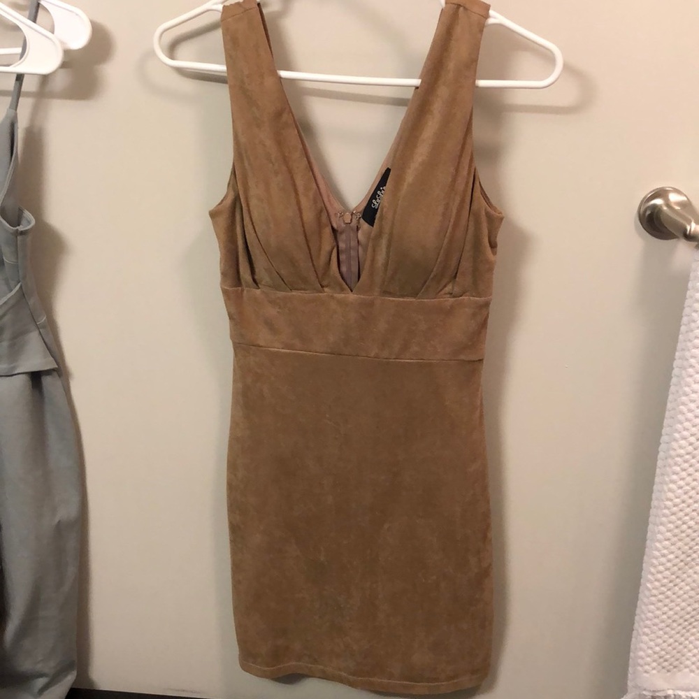 Lulus brown velvet dress